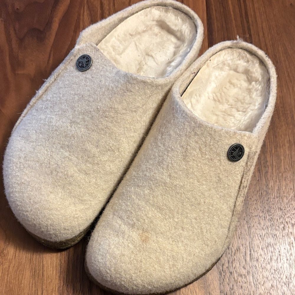 Birkenstock Shearling Lined Birkenstock Slippers - 36